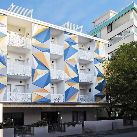 Hotel Color 3*