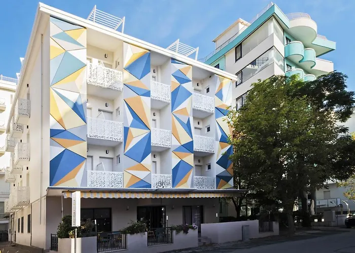 Color Hotel