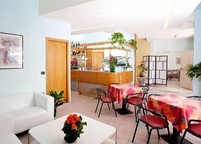 Hotel Color 3*